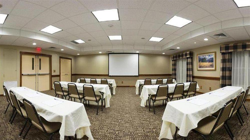 Holiday Inn Express Turlock By Ihg Exterior photo